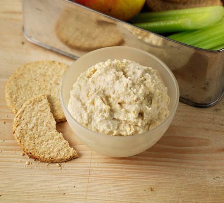 Easy hummus recipe