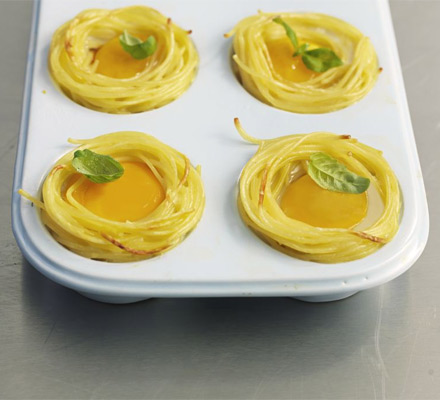 Spaghetti nests