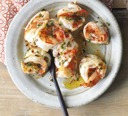 Flash-fried prawns with chilli, lemon & parsley