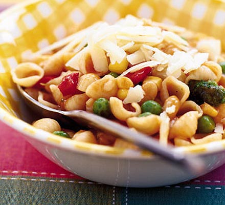 Minestrone pasta pot