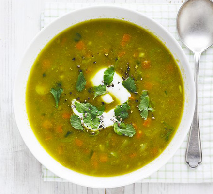 Curried carrot & lentil soup