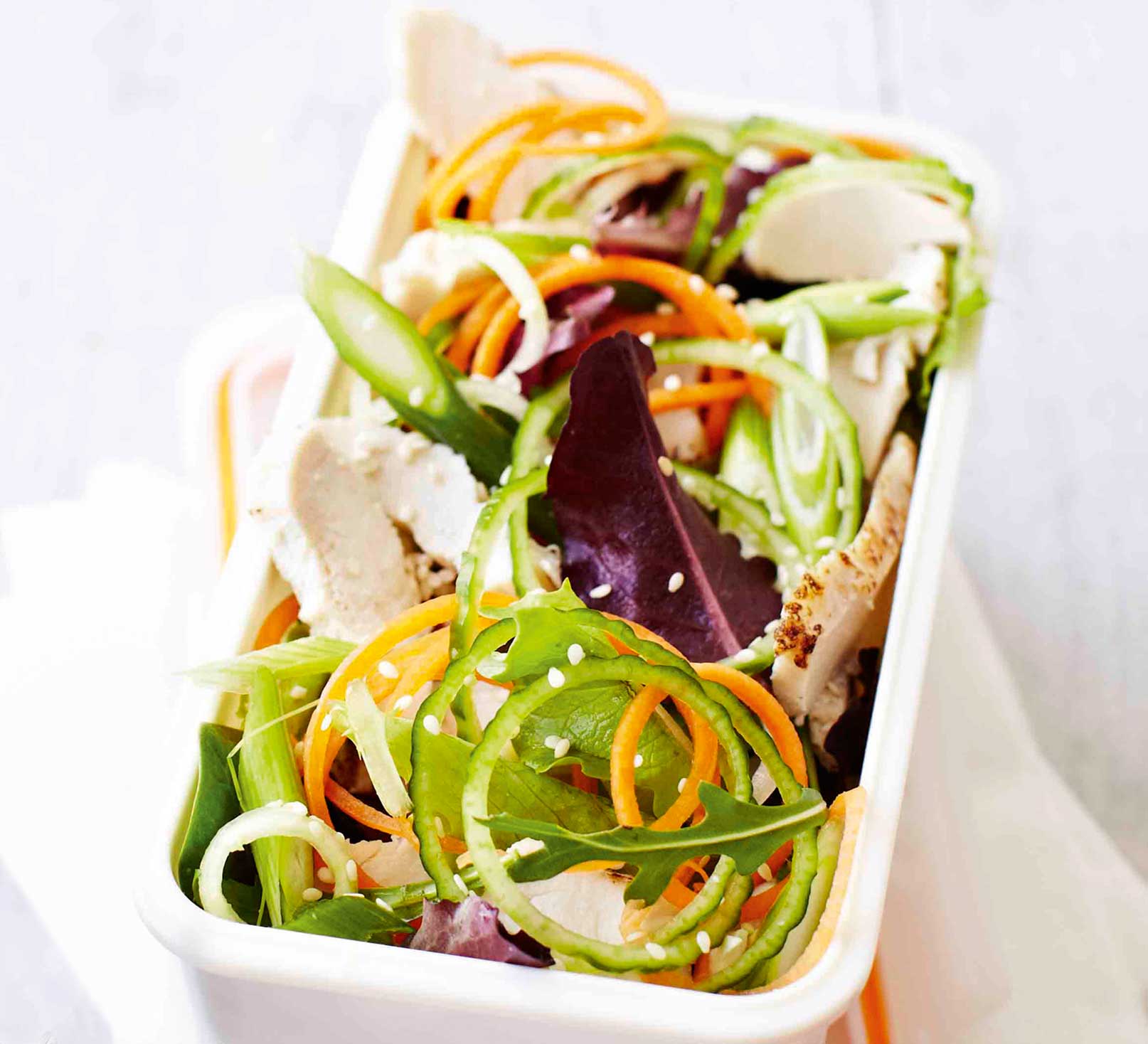 Asian chicken spiralized salad