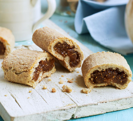 Sticky toffee fig rolls