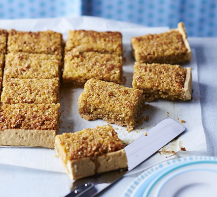 Treacle tart bars