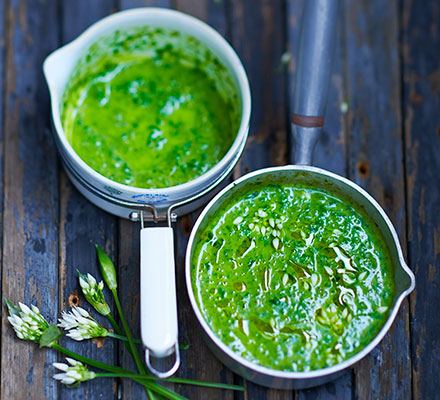 Wild garlic & nettle soup