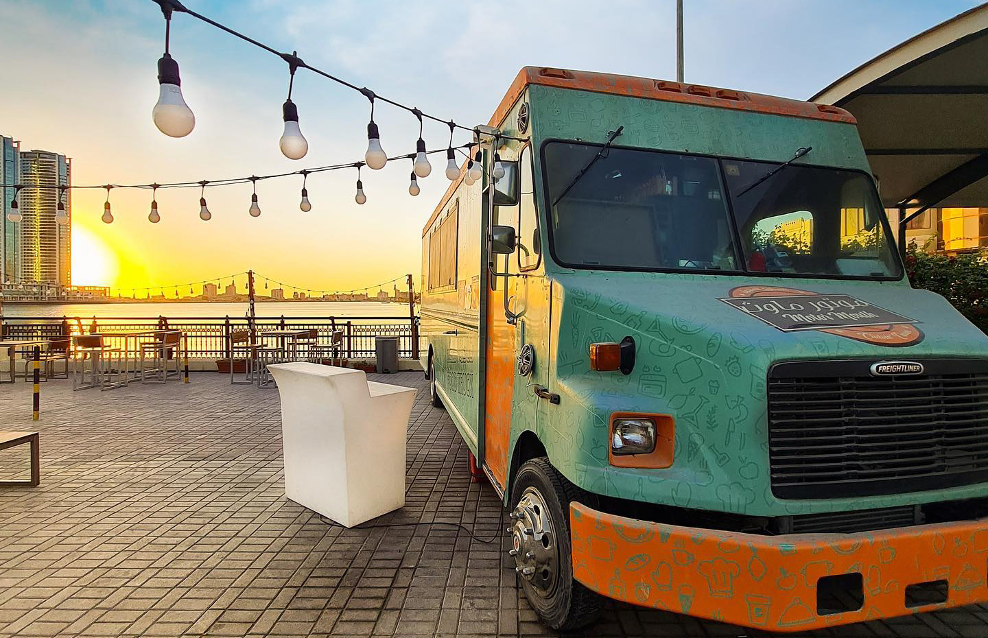 The Rolling Stove Food Truck, Hilton Garden Inn