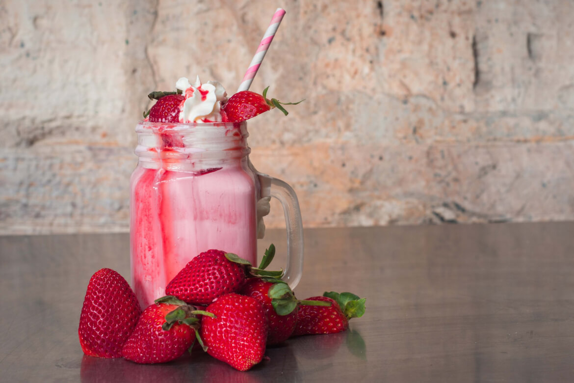 Eton Mess freakshake