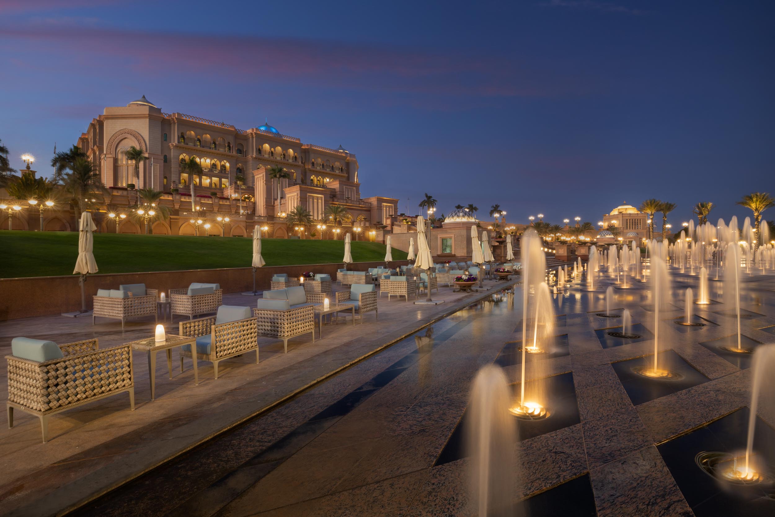 Le Cafe, Emirates Palace