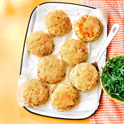 Cod & tarragon fishcakes with minty peas