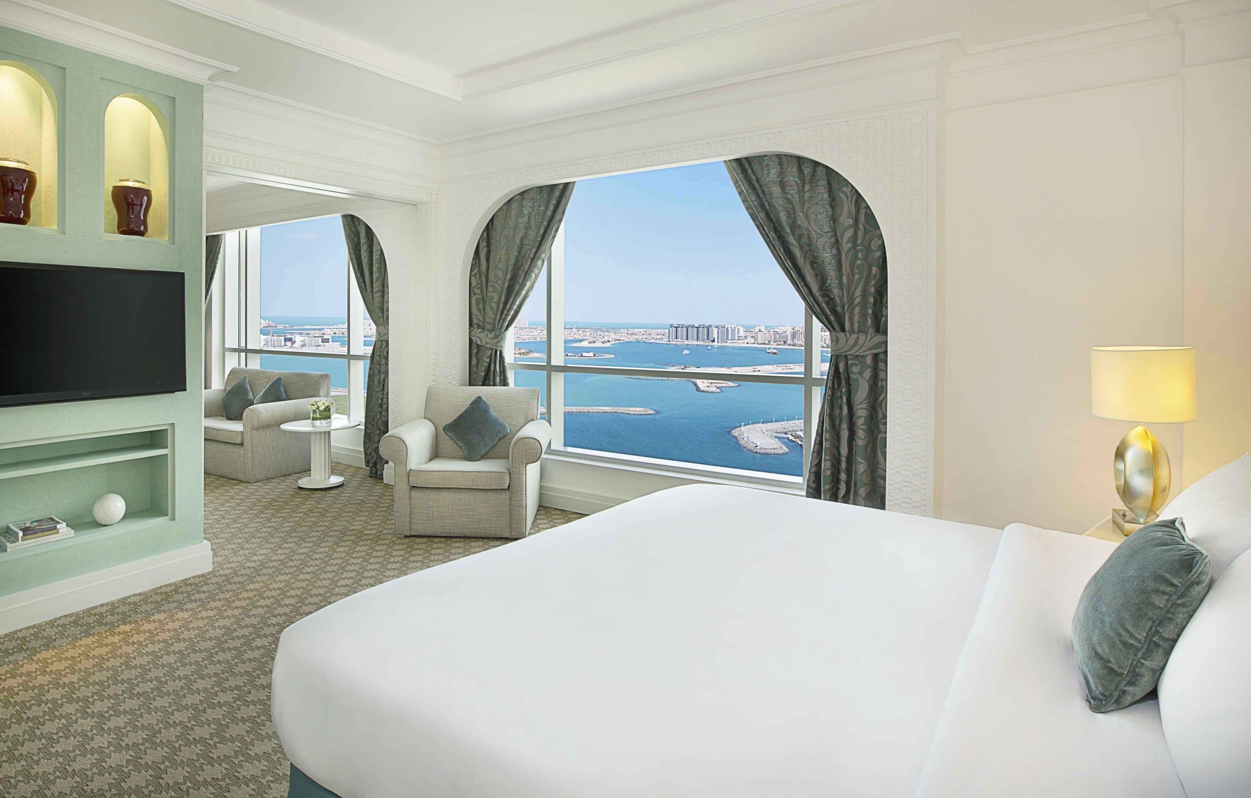 Staycation Habtoor Grand Resort Autograph Collection